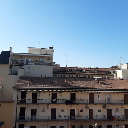Sweet Smart Easy Apartment Porta Romana City Center Milán Exterior foto